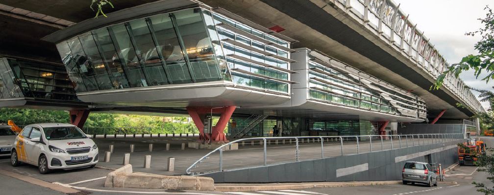 Le PCTT Ouest de la DiRIF sous l'A14 à Nanterre Le PCTT Ouest de la DiRIF sous l'A14 à Nanterre